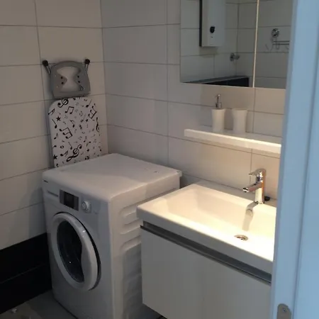 Apartament Crystal Garden A15 *